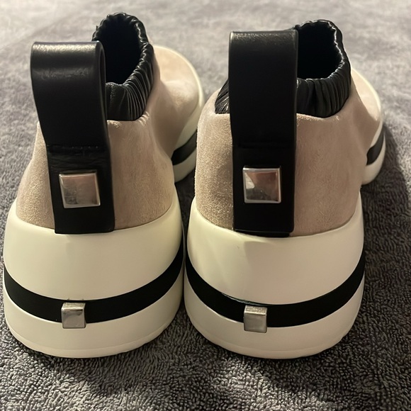 Stuart Weitzman Tan, Cream & Black Suede Sneakers Women’s Size 7 - Picture 4 of 10